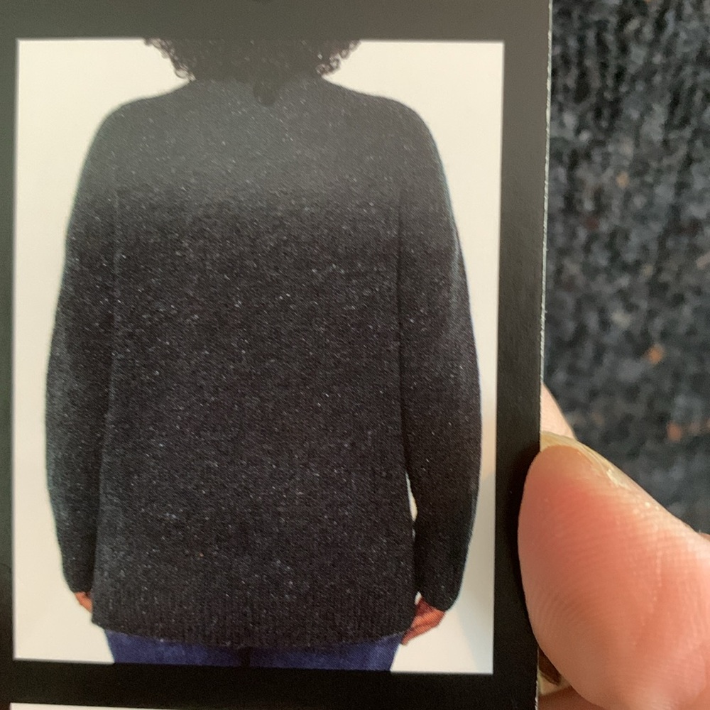 Well‎ Worn oversized sweater. NWT. Retail 48 - Picture 3 of 10